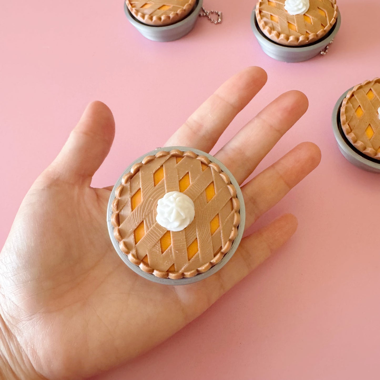 ππ₯§ Pumpkin Pie with Whipped Cream Clicker