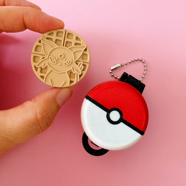 Pokemon Waffle Maker - Poké ball