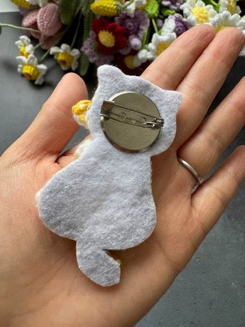 Kitty Cat with white goose Brooch/Pin