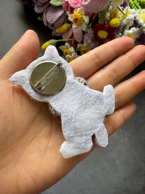 Kitty Cat with Bag of candy Brooch/Pin