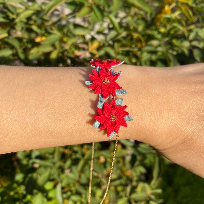 Red Poinsettia flower necklace for Christmas/Microcrochet/14k gold/winter for her/Knitting handmade jewelry