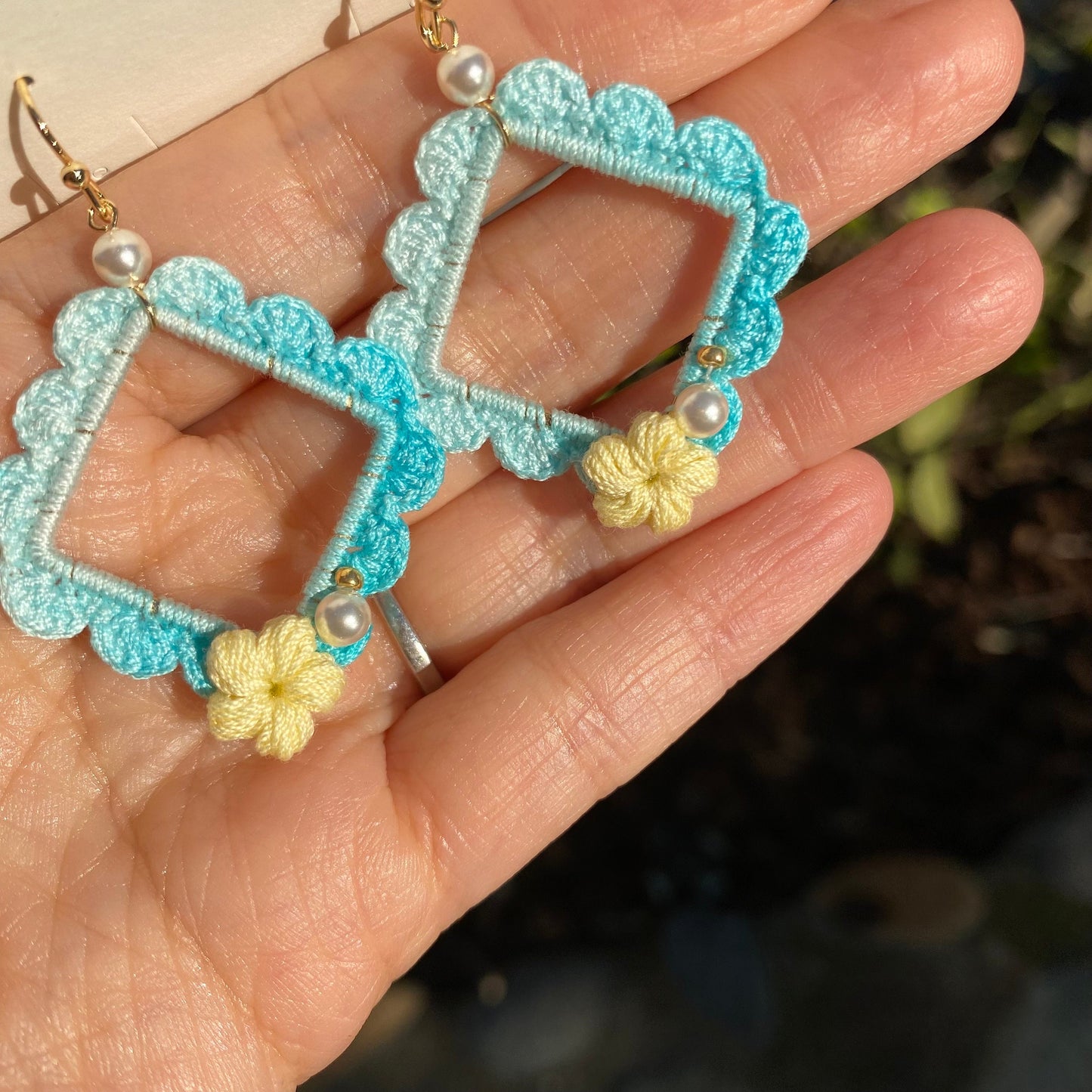 Ombre sky blue with yellow flower and pearl crochet earrings in square shape/Microcrochet /dangle geometry jewelry/gift for her/Ship from US