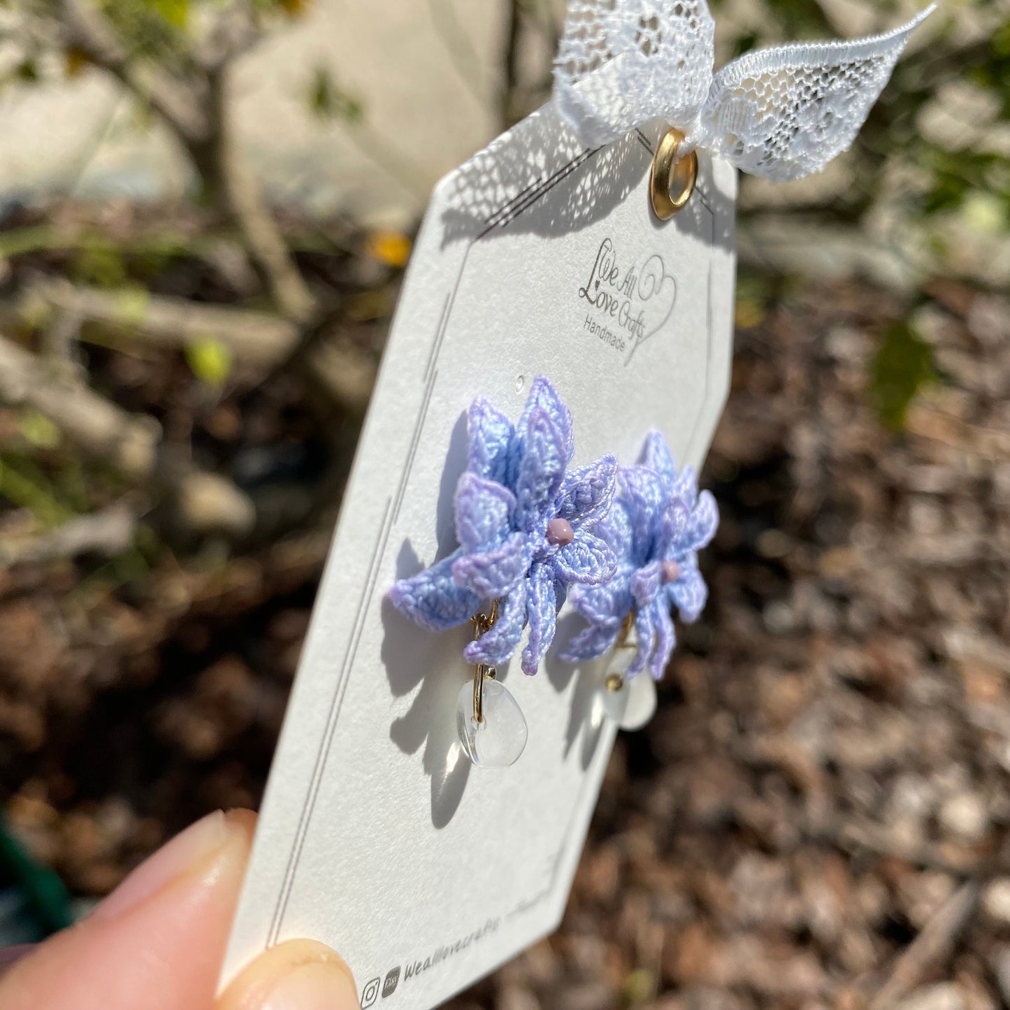 Blue Daisy flower cluster Studs with pearl/Microcrochet/14k gold earrings/Spring gift for her/Knitting handmade jewelry/Ship from US