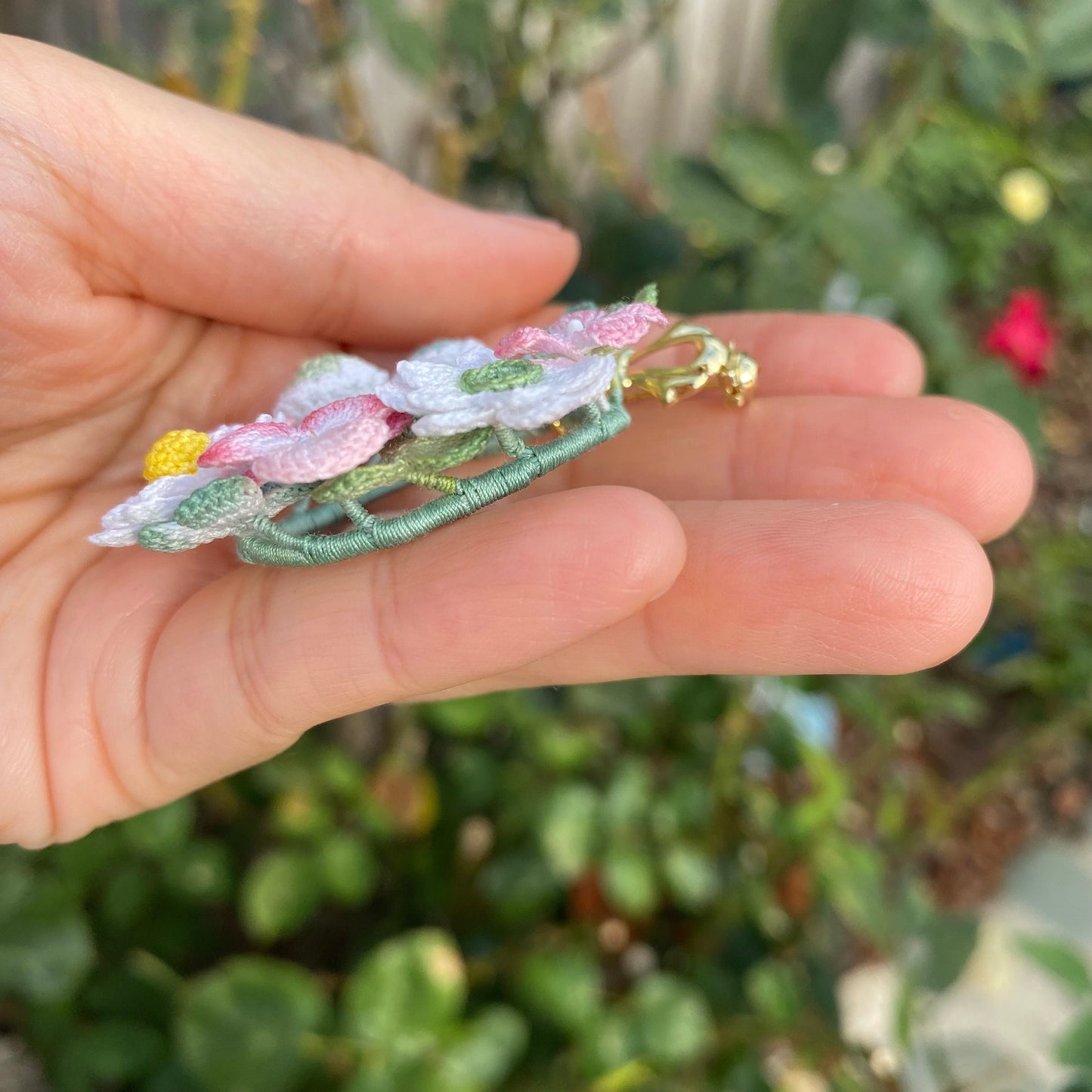 Pastel delicate flower Wreath crochet brooch/Micro crochet/Handmade Crochet brooch/Elegant brooch for her/Knitted flowers/Ship from US