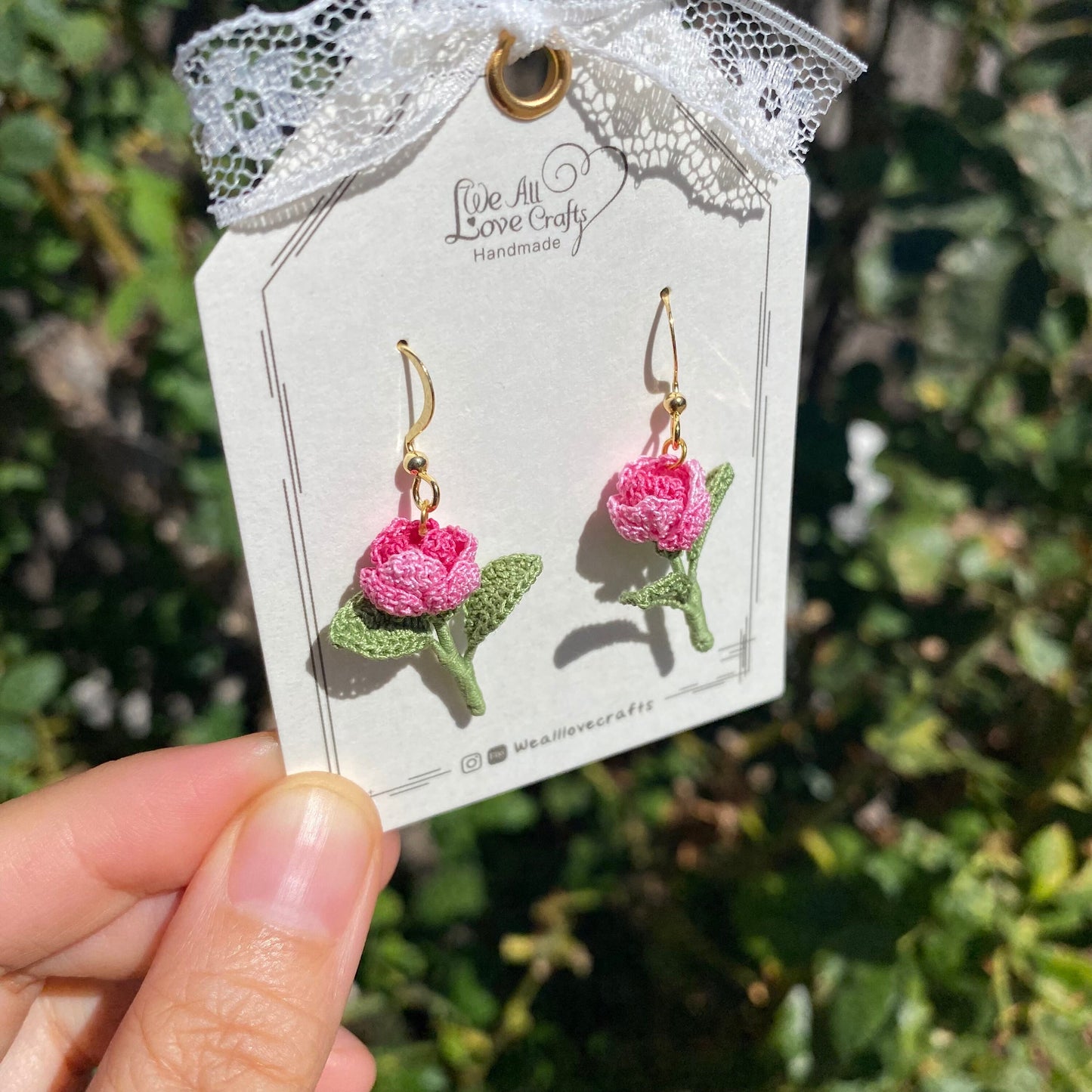 Magenta Pink single rose flower crochet dangle earrings/Microcrochet/14k gold/love gift for her/Knitting handmade jewelry/Ship from US
