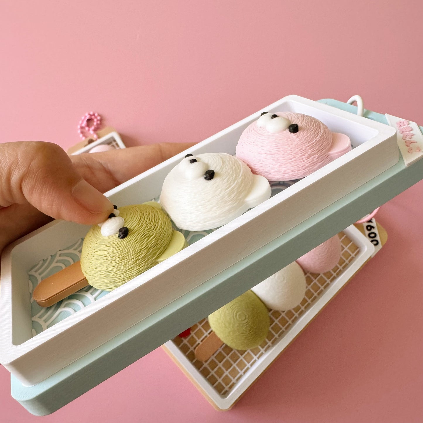 Mitarashi Dango Clicker Collection 🍡🐻✨