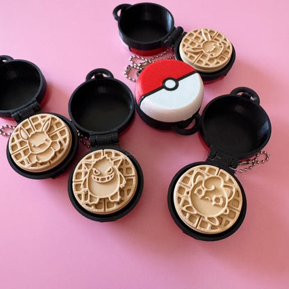 Pokemon Waffle Maker - Poké ball