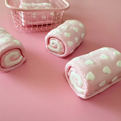 💗 Pastel Heart Confetti Cake Roll Clicker