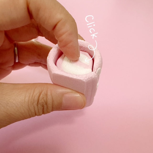 💗 Pastel Heart Confetti Cake Roll Clicker