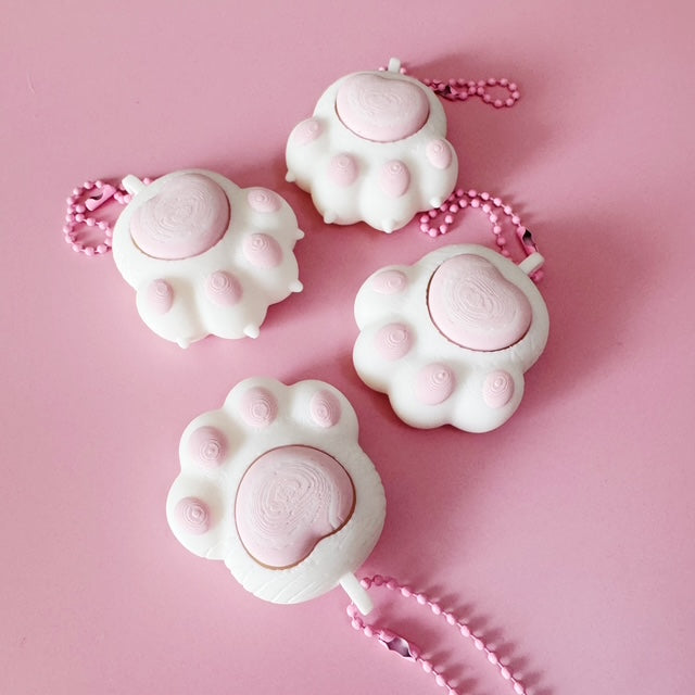 Cute Cat Paw Clicker