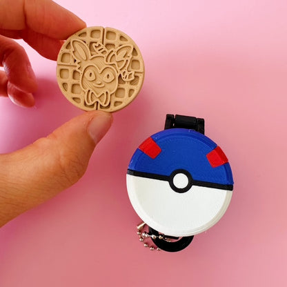 Pokemon Waffle Maker - Poké ball