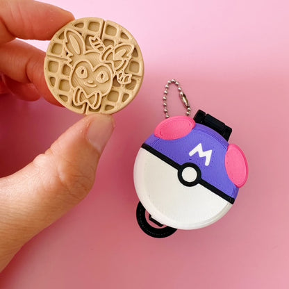 Pokemon Waffle Maker - Poké ball