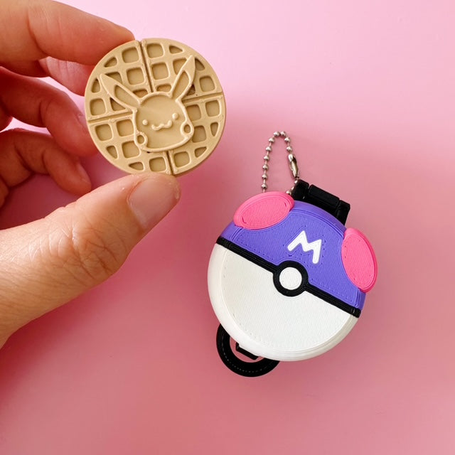 Pokemon Waffle Maker - Poké ball