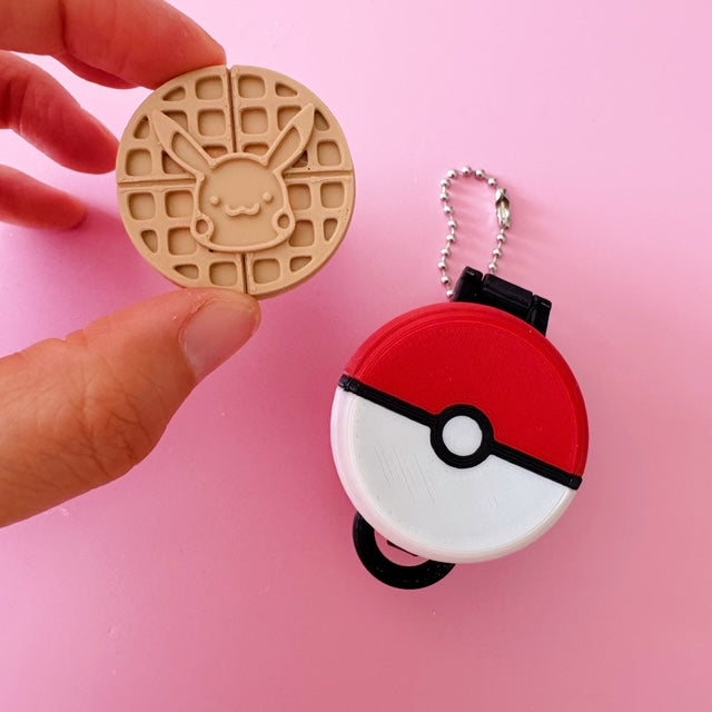 Pokemon Waffle Maker - Poké ball