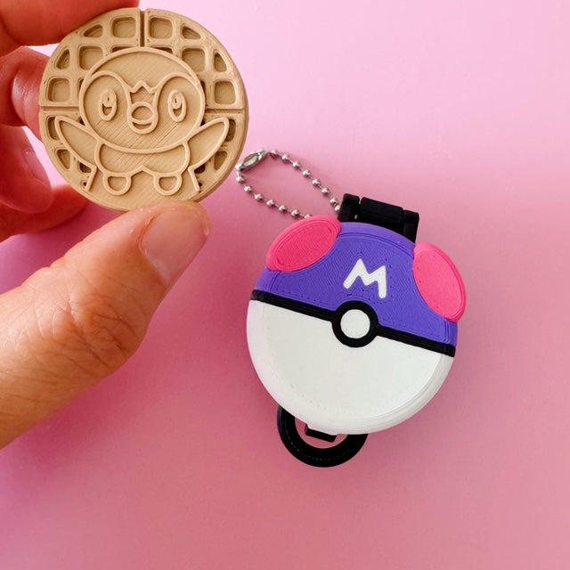 Pokemon Waffle Maker - Poké ball