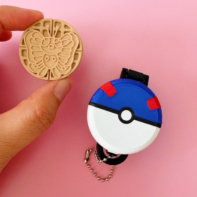 Pokemon Waffle Maker - Poké ball