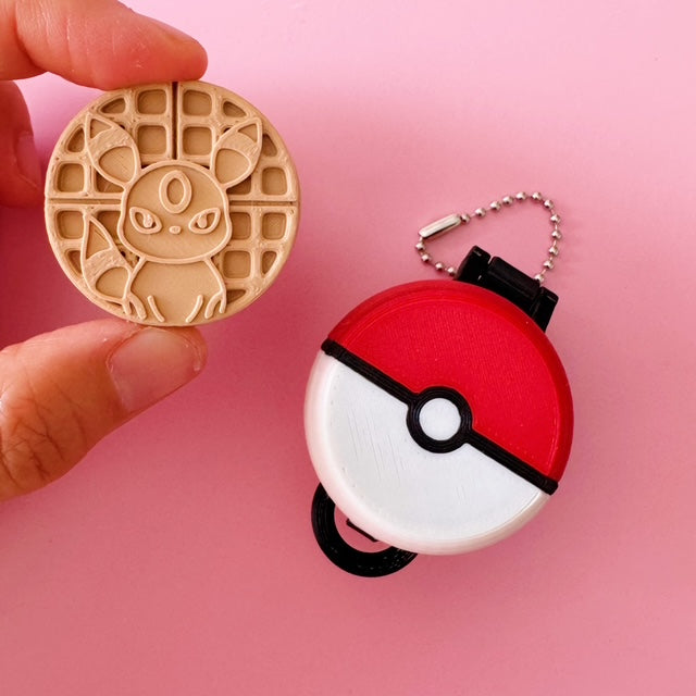 Pokemon Waffle Maker - Poké ball