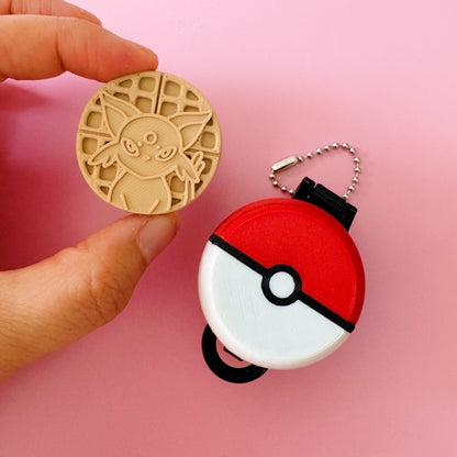 Pokemon Waffle Maker - Poké ball