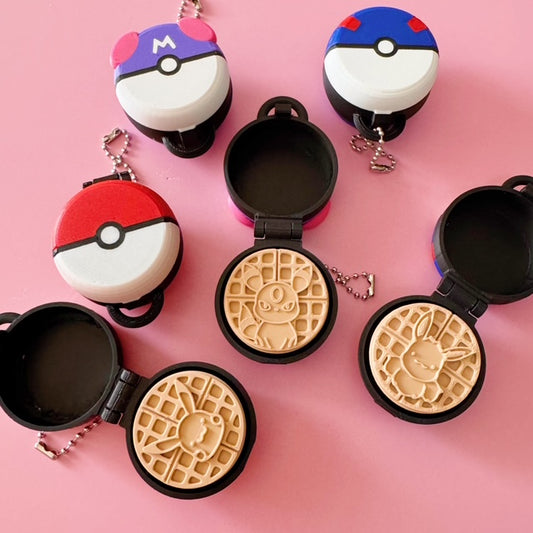 Pokemon Waffle Maker - Poké ball
