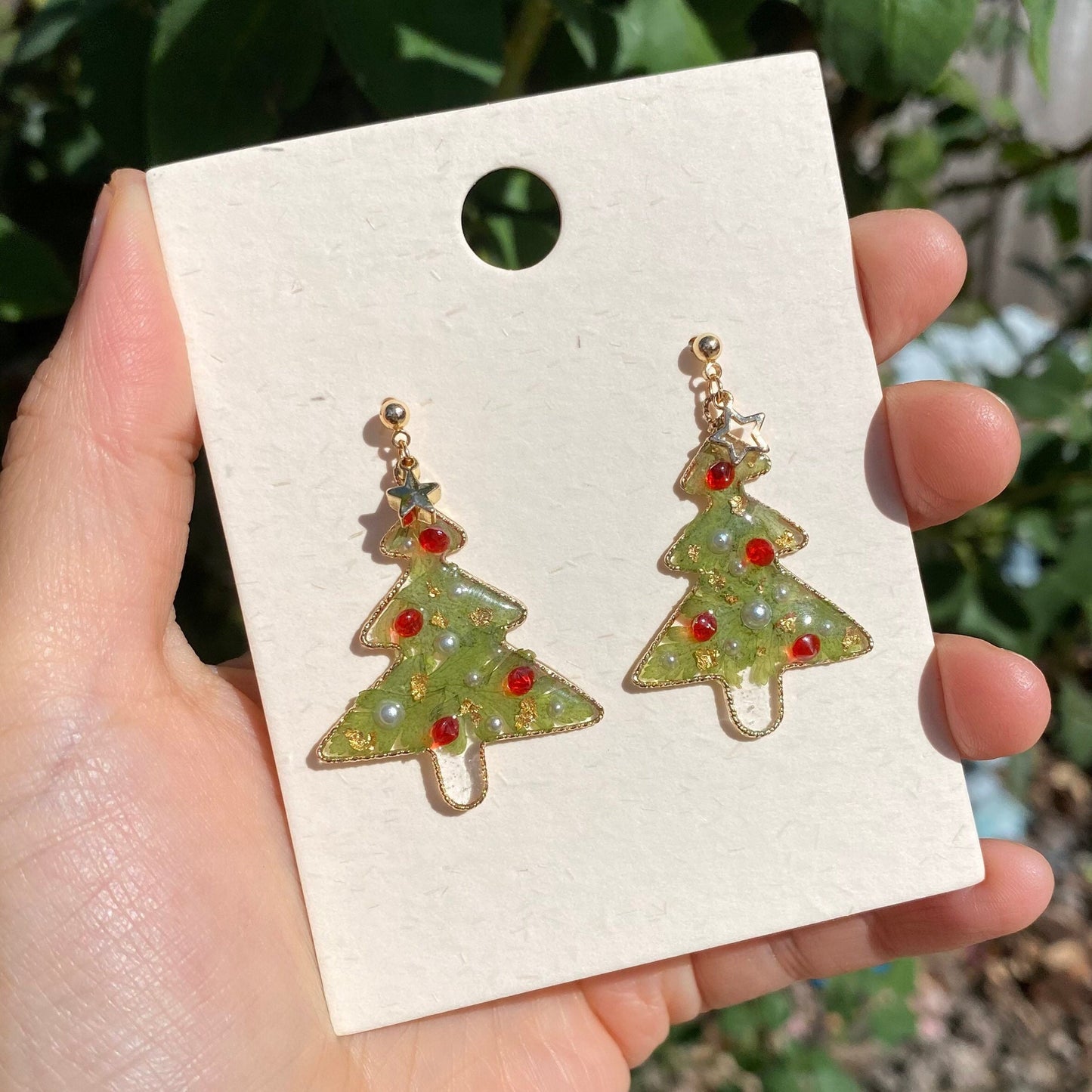 Christmas tree uv resin with real fern leaves/Holiday stud earrings/Pressed flower plants/Gift for her