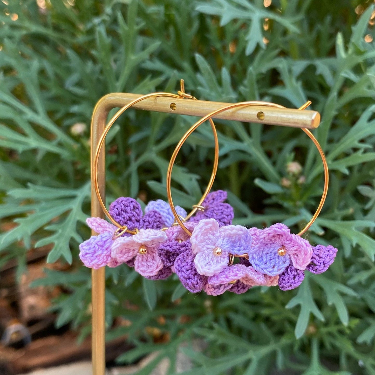 Purple ombre flower cluster crochet hoop earrings/Microcrochet/14k gold/gift for her/Knitting handmade jewelry