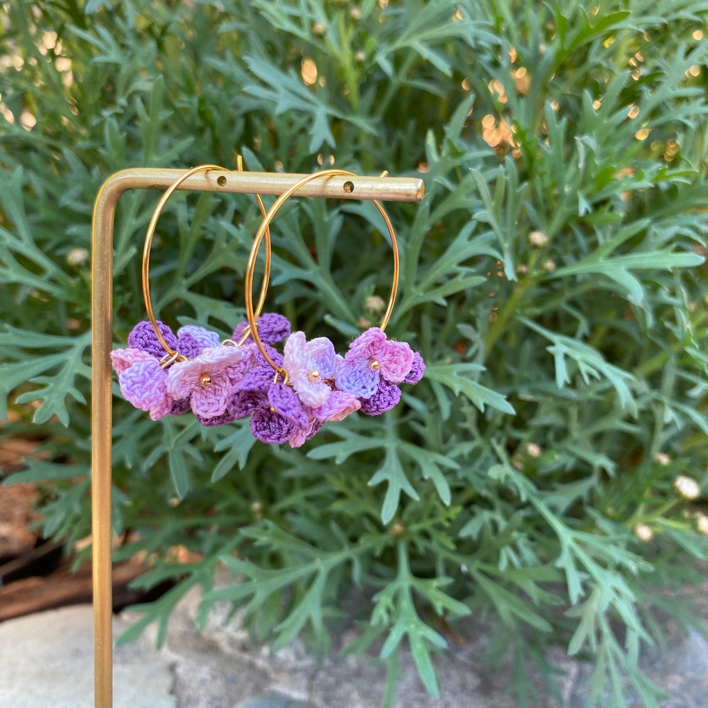 Purple ombre flower cluster crochet hoop earrings/Microcrochet/14k gold/gift for her/Knitting handmade jewelry