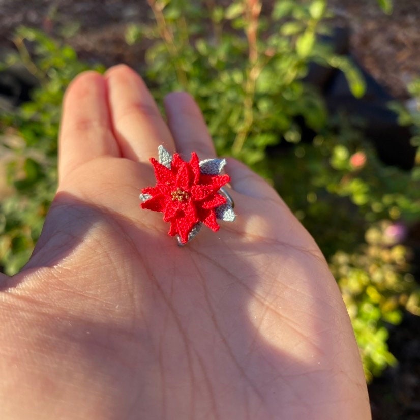 Red Poinsettia flower crochet Ring/Microcrochet/14k gold metal ring/Christmas holiday flower gift for her/Knitting handmade jewelry