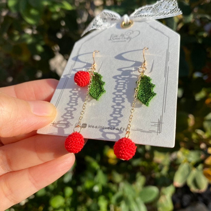 Holly with Red berries dangled earrings/Microcrochet/14k gold earrings/fall flower gift for her/Knitting handmade Christmas jewelry