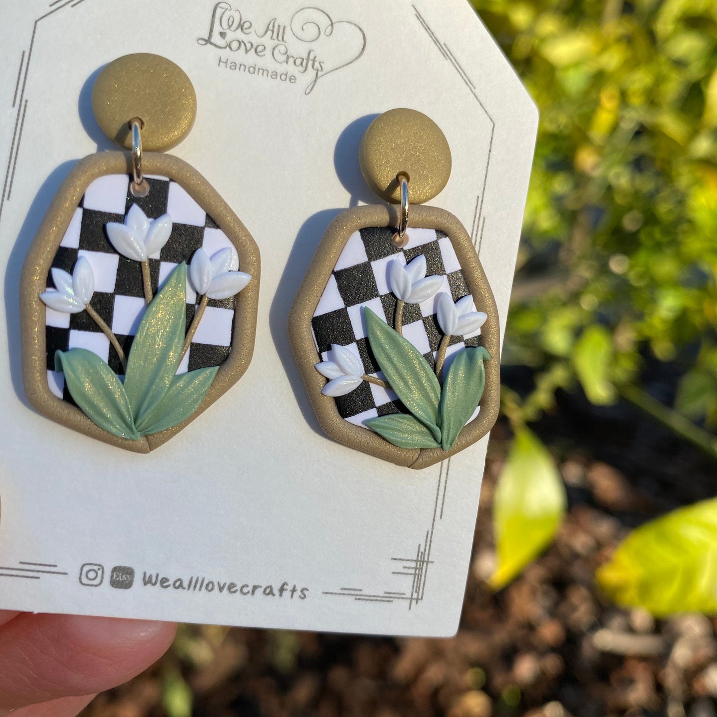 Load image into Gallery viewer, Black and White Checkerboard background Polymer Clay handmade earrings with white Lily flower/Hexagon Irregular shape/Geometry Statement
