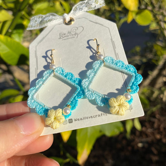 Load image into Gallery viewer, Ombre sky blue with yellow flower and pearl crochet earrings in square shape/Microcrochet /dangle geometry jewelry/gift for her/Ship from US
