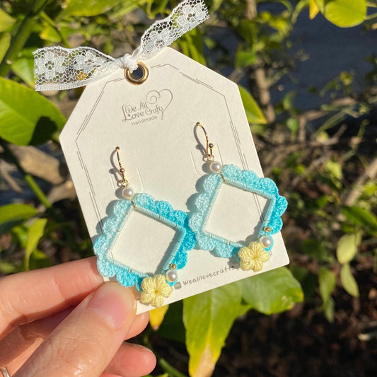 Ombre sky blue with yellow flower and pearl crochet earrings in square shape/Microcrochet /dangle geometry jewelry/gift for her/Ship from US