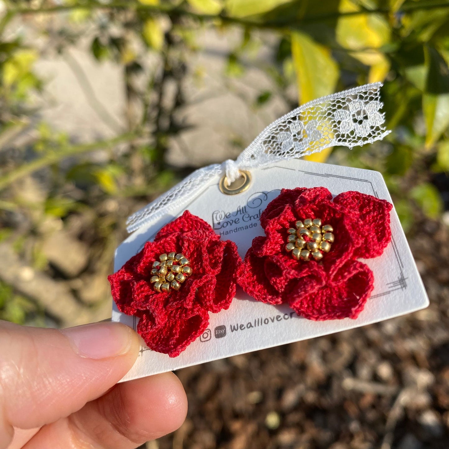 Red crochet flower with gold beads stud earrings/Microcrochet/14k gold/gift for her/kitted twine/Knitting handmade jewelry/Ship from US