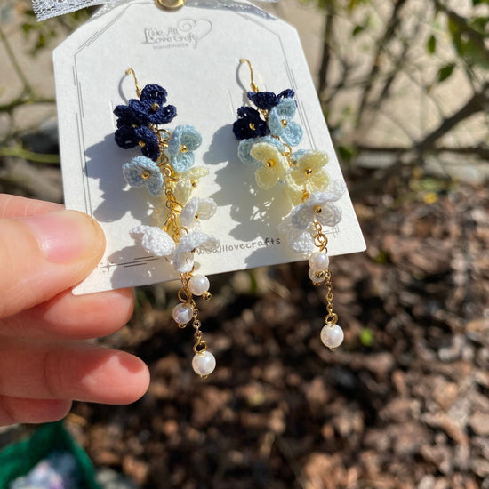 Load image into Gallery viewer, 4 shades of Nautical navy ombre flower cluster crochet dangle earrings/Microcrochet/14k gold/gift for her/Knitting handmade jewelry
