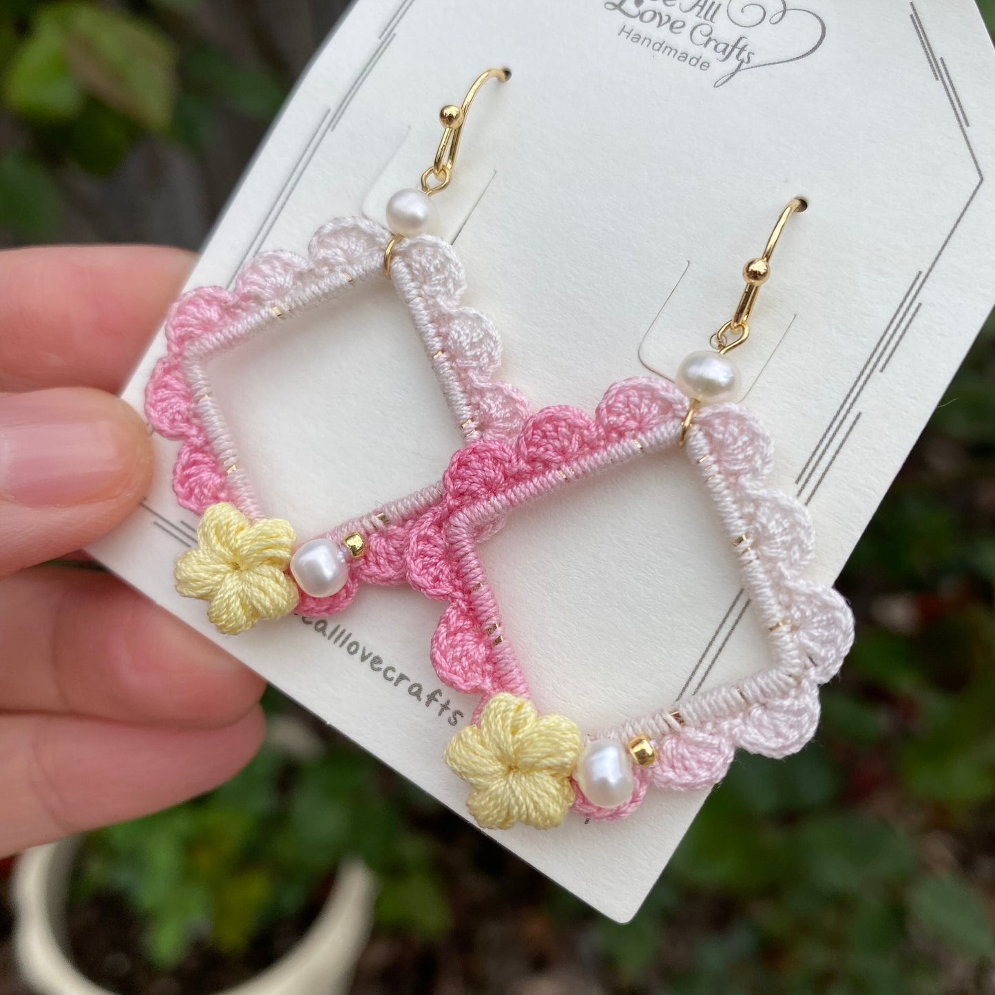 Ombre Pink with yellow flower and pearl crochet earrings in square shape/Microcrochet /dangle geometry jewelry/gift for her/Ship from US