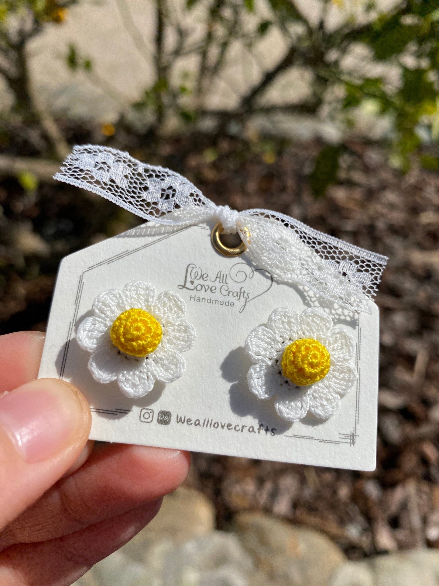 White Daisy flower crochet stud earrings/Microcrochet/Eco friendly Jewelry/Knitted/Spring floral outfit/Easter gift for her/Ship from US