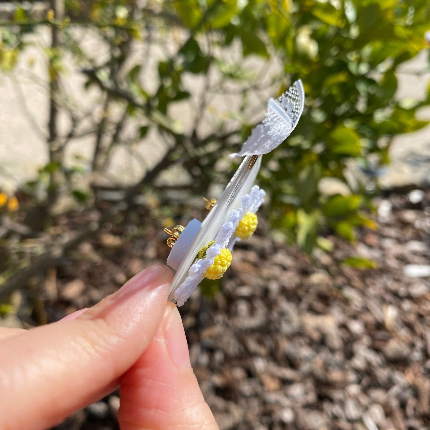 White Daisy flower crochet stud earrings/Microcrochet/Eco friendly Jewelry/Knitted/Spring floral outfit/Easter gift for her/Ship from US