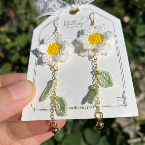 Larger White Sunflower dangle earrings/Microcrochet/14k gold/fall flower gift for her/Knitting handmade jewelry/Ship from US
