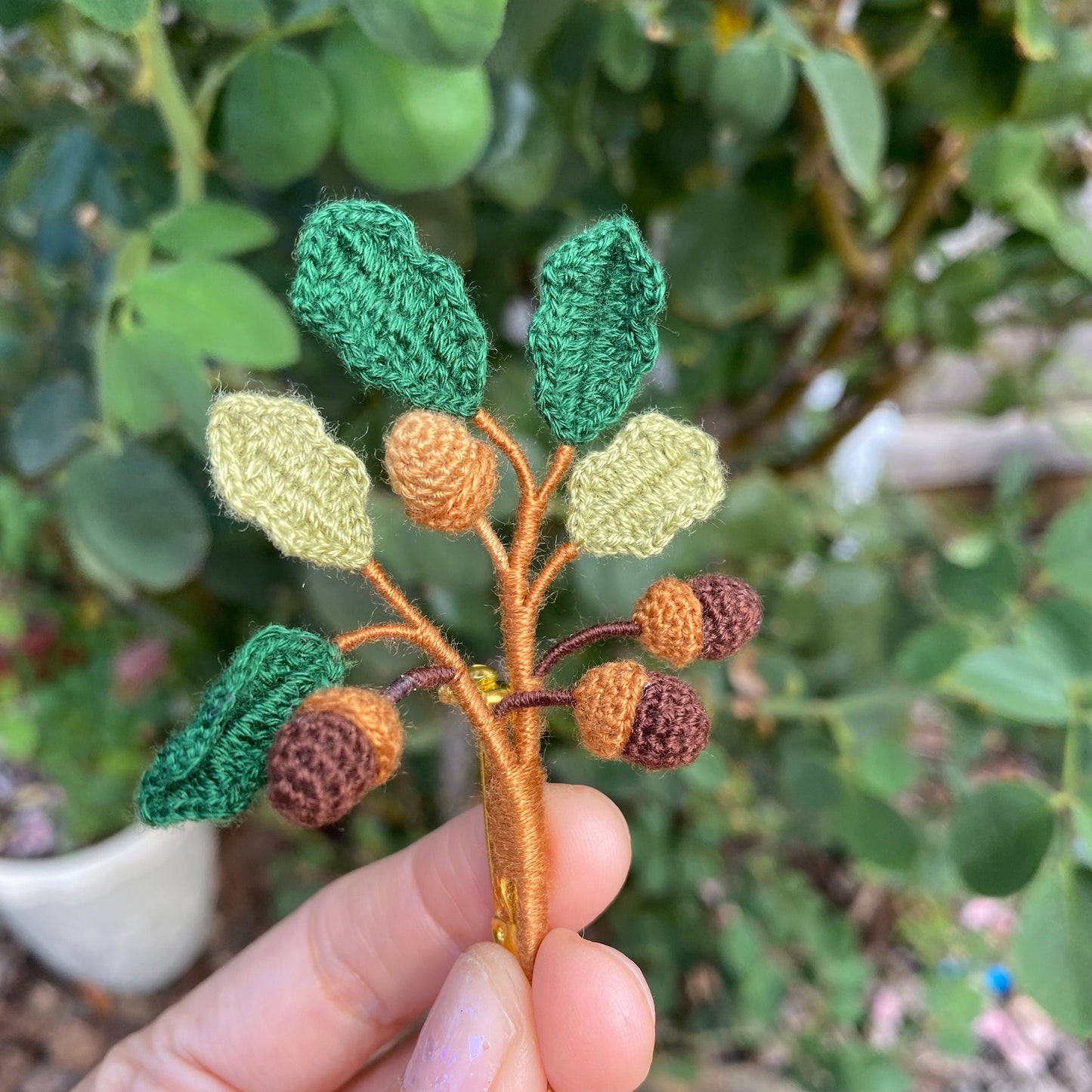 Christmas Acorn branch crochet brooch/Micro crochet /Handmade fall Winter embroidery jewelry/Christmas gift for her