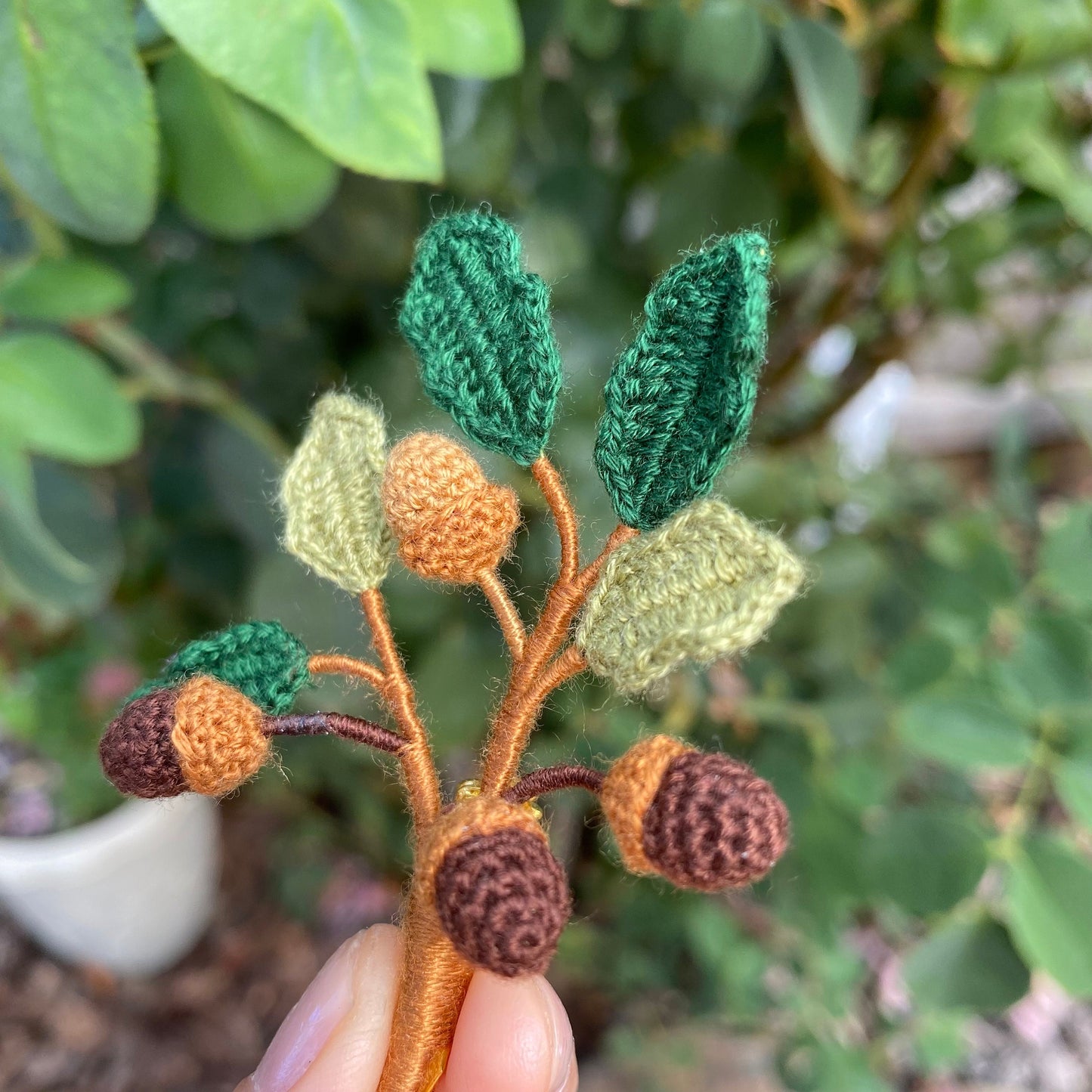 Christmas Acorn branch crochet brooch/Micro crochet /Handmade fall Winter embroidery jewelry/Christmas gift for her