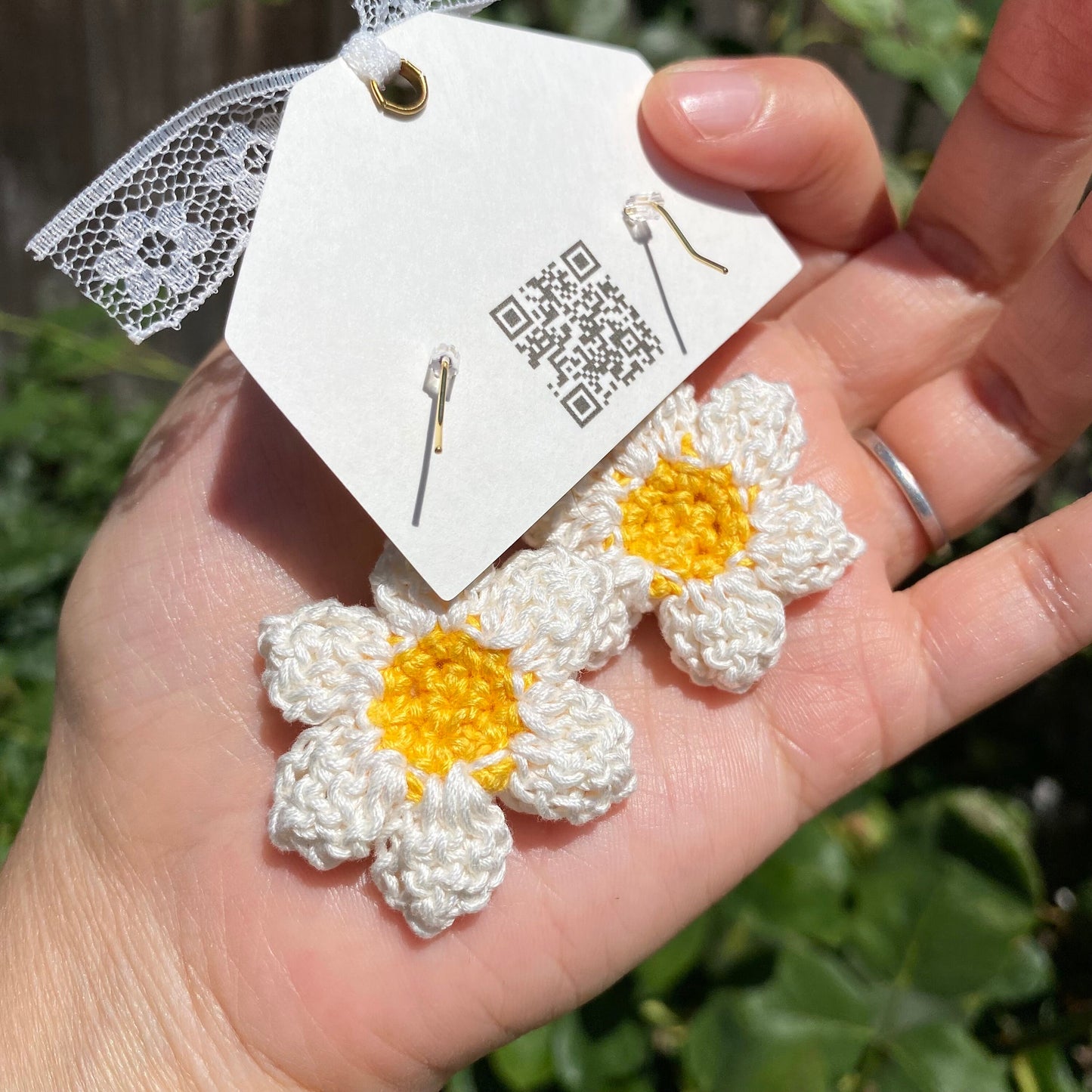 White Gardenia flower crochet dangle earrings/Microcrochet/14k gold/gift for her/kitted twine/Knitting handmade jewelry/Ship from US