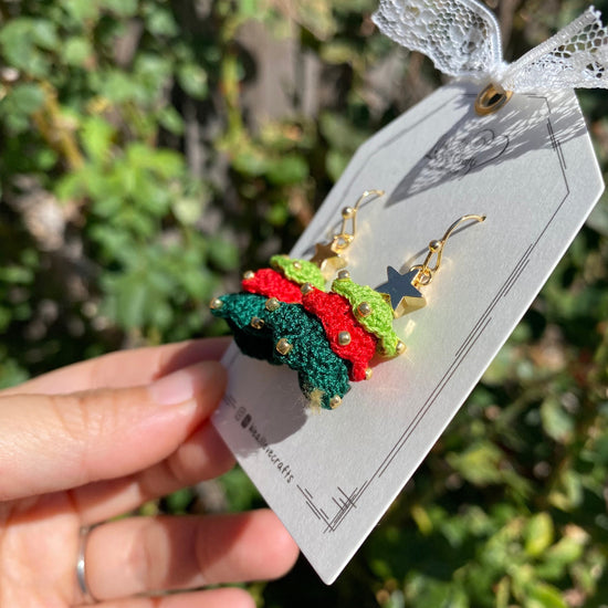 Christmas 3d layered tree crochet dangle earrings with beads/Red and Green/Microcrochet/gift for her/Knitting handmade jewelry/Ship from US