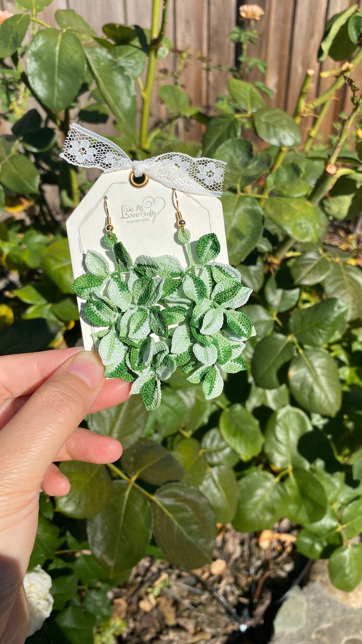 Load image into Gallery viewer, Green ombre leaf vine branch crochet handmade dangle earrings/microcrochet/Knitted jewelry/Forest style/Indoor plant/Instagram/Ship from US
